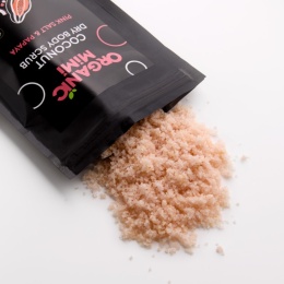 ORGANIC MiMi Kokosowy peeling do ciała różowa sól i papaja 150g